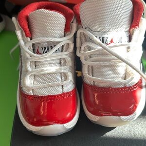 Jordan Retro 11 Varsity Red and White Cherry Red’s